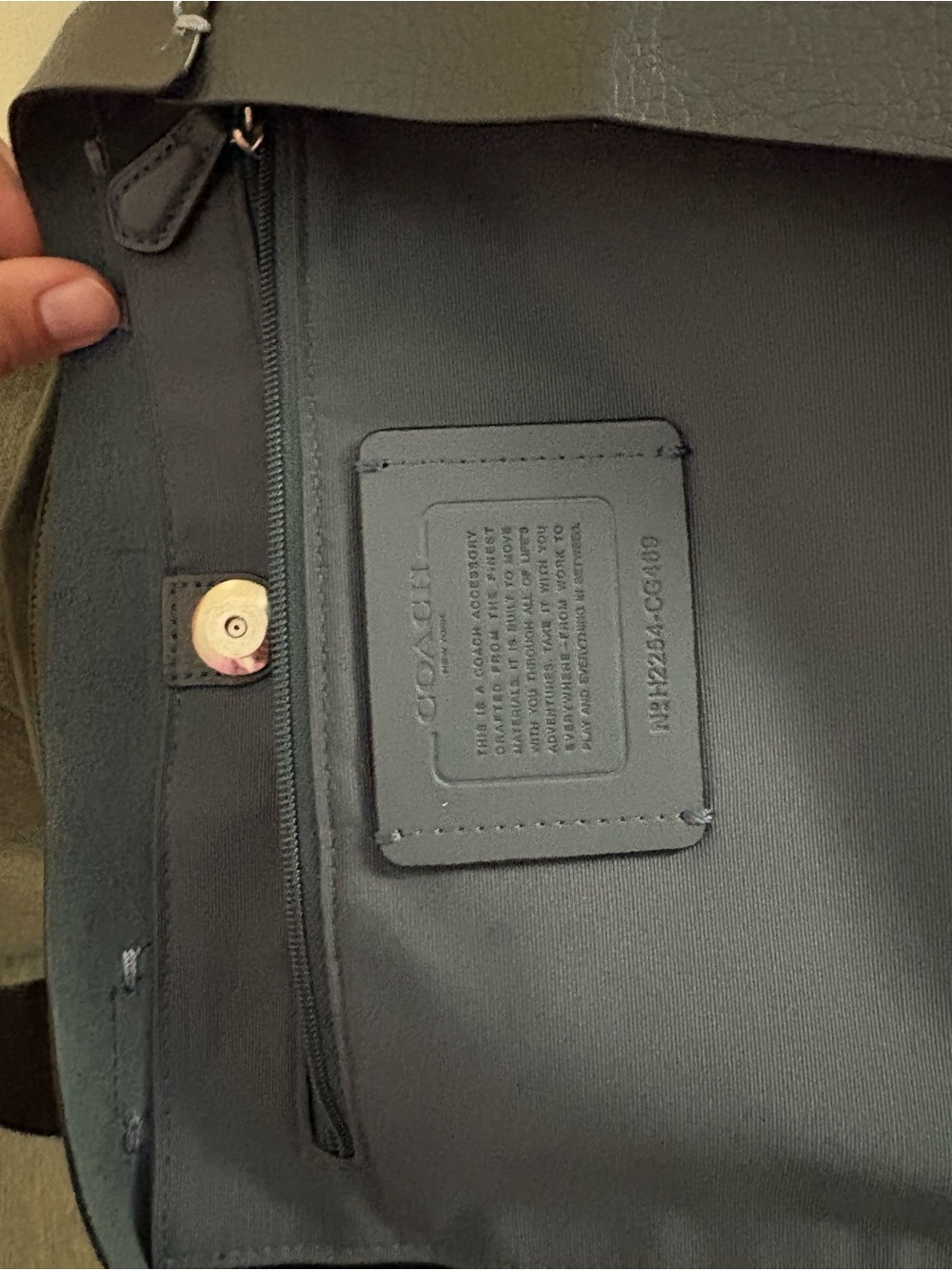 Coach Black Leather Tote with Horse & Carriage Logo and Pink Tag - Picture 4 of 6